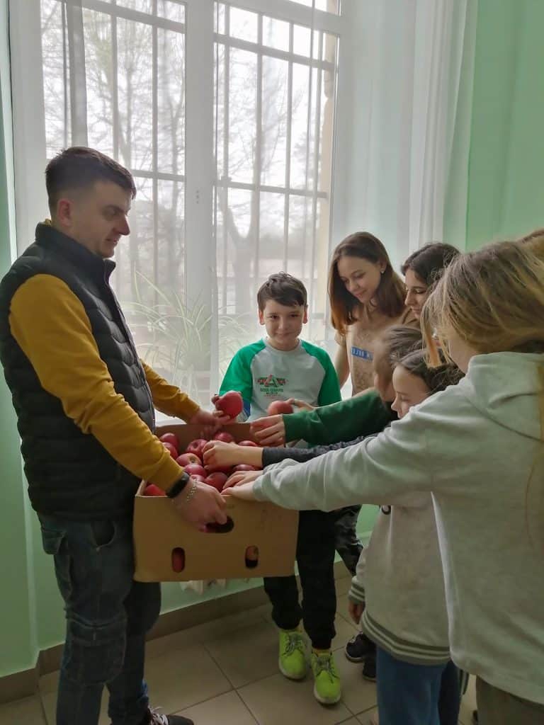 support Ukraine orphans